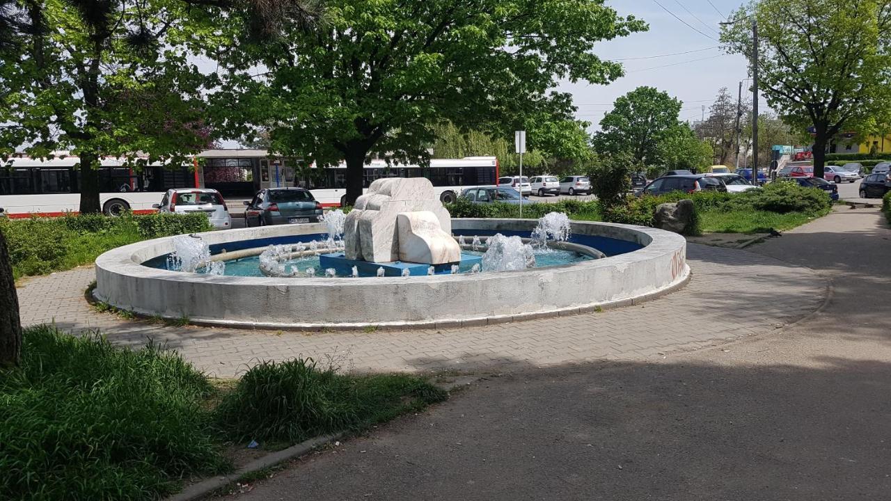 Lucky Apartment Питешти Экстерьер фото