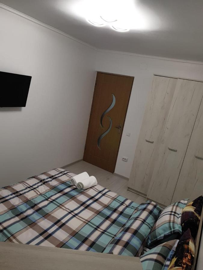Lucky Apartment Питешти Экстерьер фото